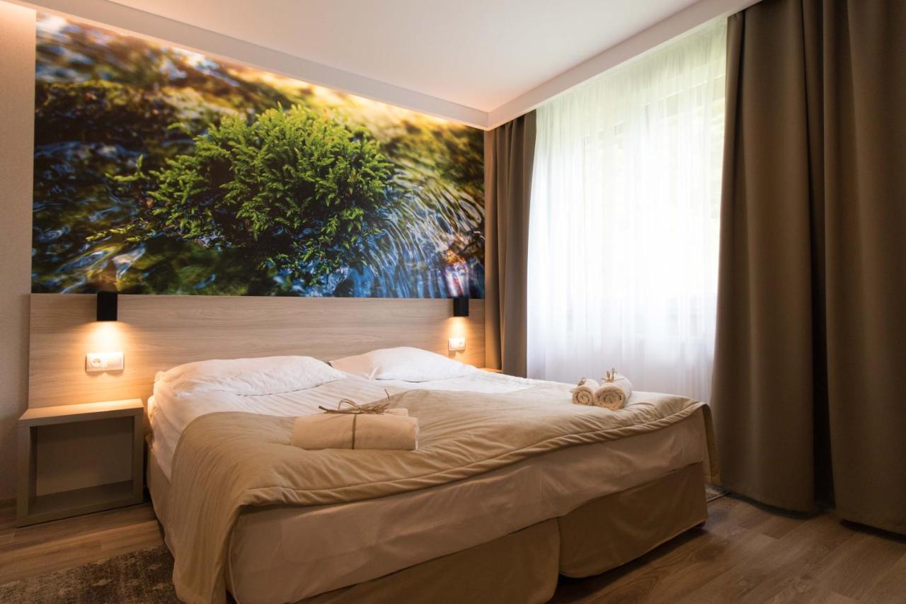 Osrodek Wypoczynkowy Iskra Hotel Piwniczna-Zdroj Buitenkant foto