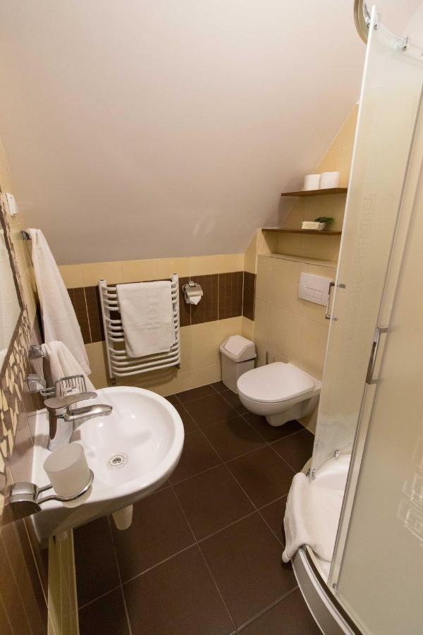 Osrodek Wypoczynkowy Iskra Hotel Piwniczna-Zdroj Kamer foto