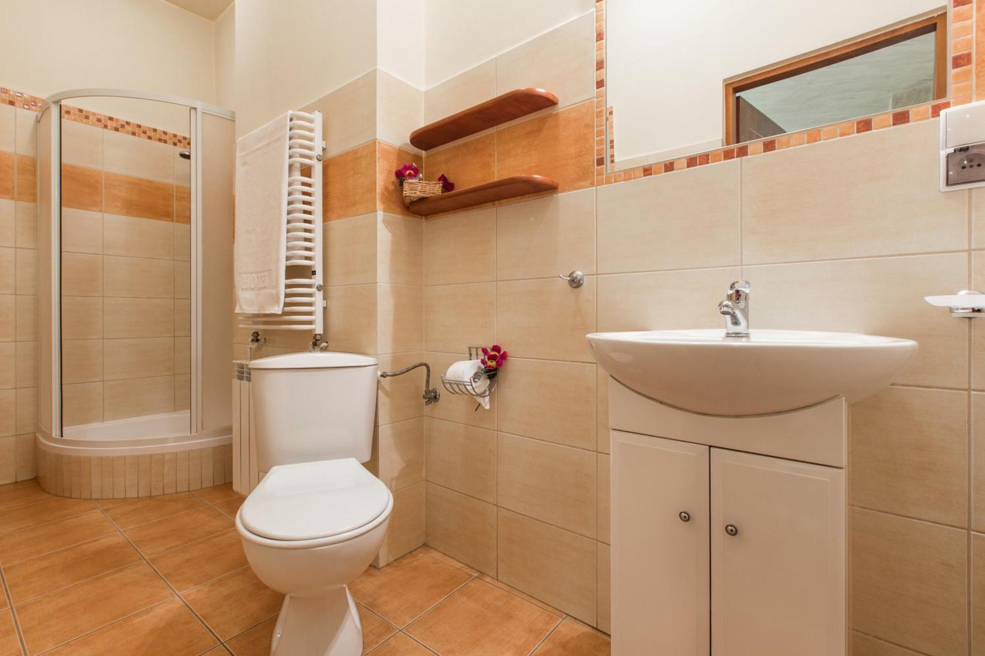 Osrodek Wypoczynkowy Iskra Hotel Piwniczna-Zdroj Buitenkant foto