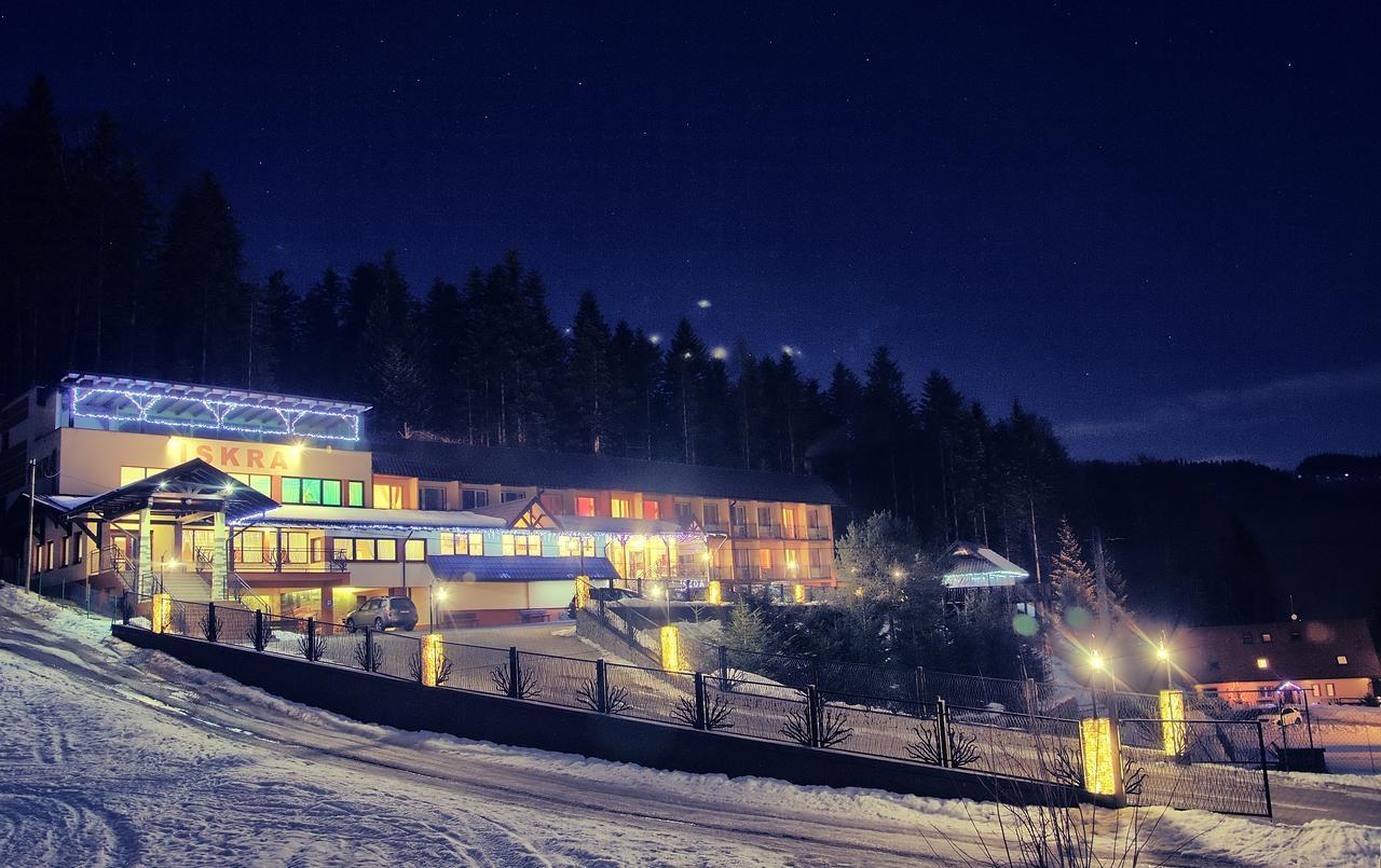Osrodek Wypoczynkowy Iskra Hotel Piwniczna-Zdroj Buitenkant foto