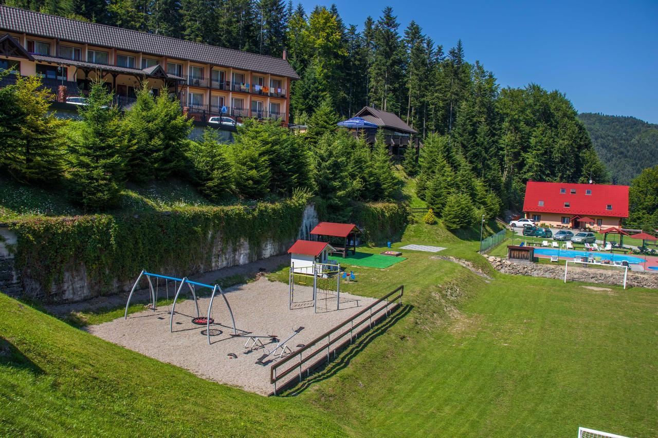 Osrodek Wypoczynkowy Iskra Hotel Piwniczna-Zdroj Buitenkant foto