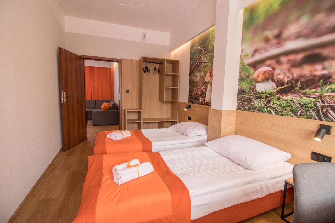 Osrodek Wypoczynkowy Iskra Hotel Piwniczna-Zdroj Buitenkant foto